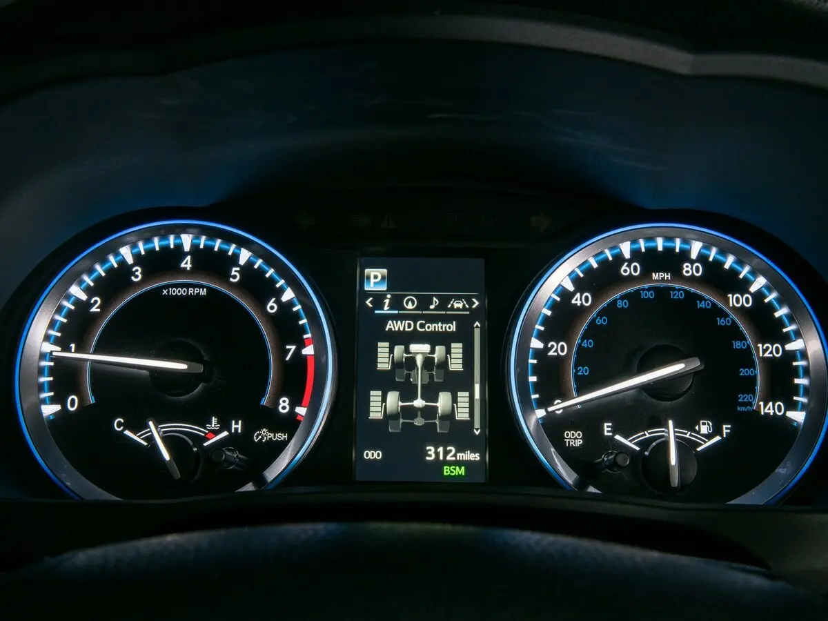 Toyota Highlander III (XU50) Рестайлинг Внедорожник 5 дв. — фото 7
