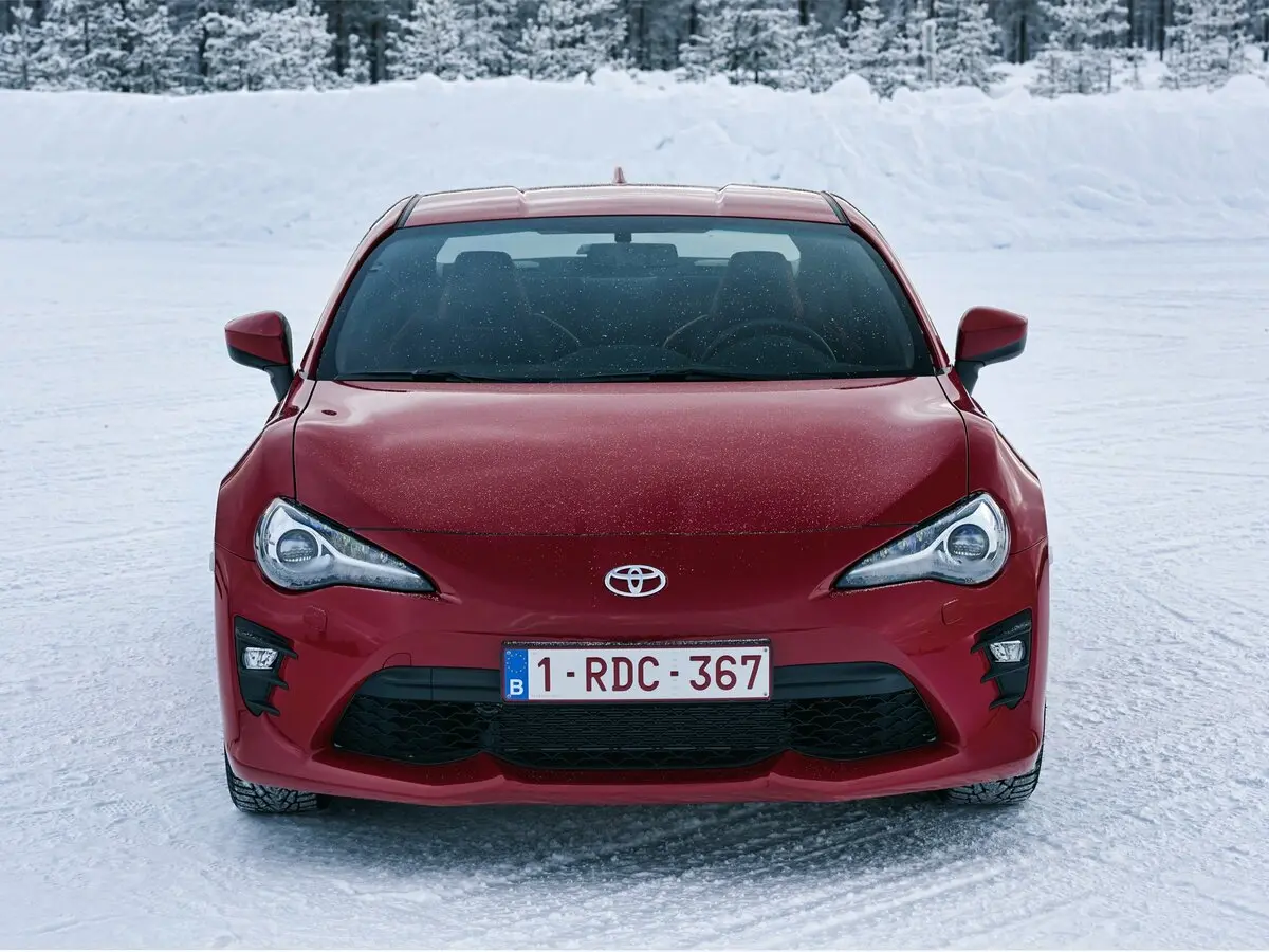 Toyota GT86 I Рестайлинг Купе — фото 3