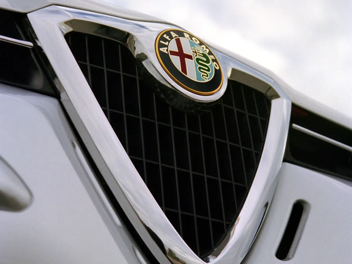 Alfa Romeo 156 I Рестайлинг 1 Седан — photo 11