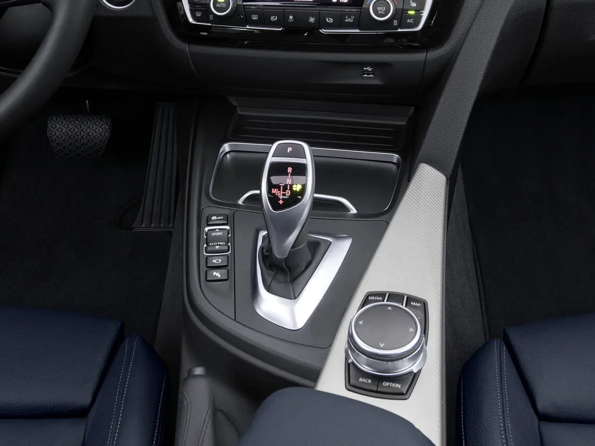 BMW 4 серии F32/F33/F36 Рестайлинг Купе — сүрөт 9