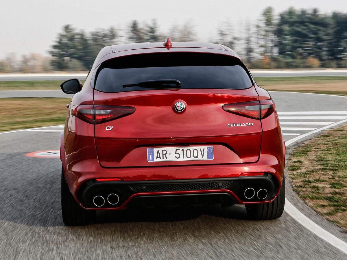 Alfa Romeo Stelvio I Внедорожник 5 дв. — фото 4
