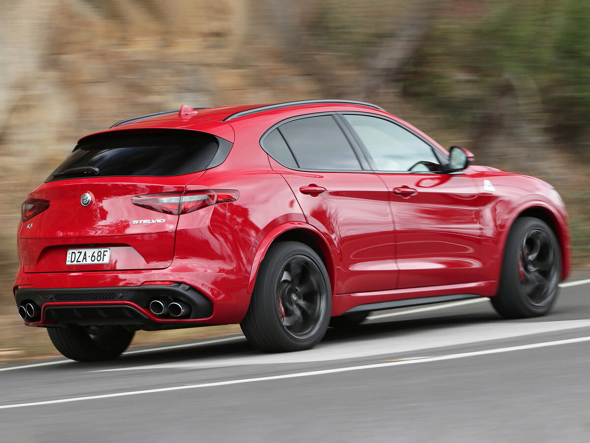 Alfa Romeo Stelvio I Внедорожник 5 дв.