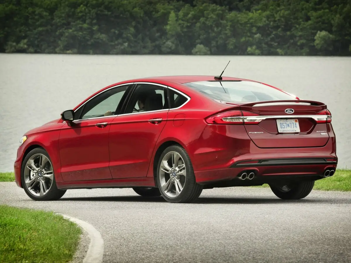 Ford Fusion (North America) II Рестайлинг Седан — сүрөт 5