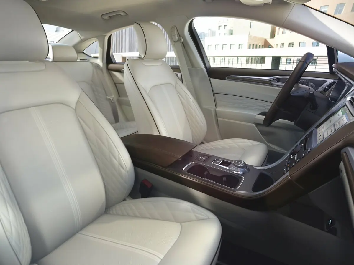 Ford Fusion (North America) II Рестайлинг Седан — сүрөт 7