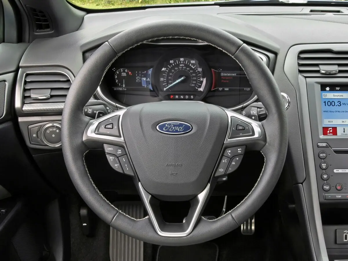 Ford Fusion (North America) II Рестайлинг Седан — сүрөт 9