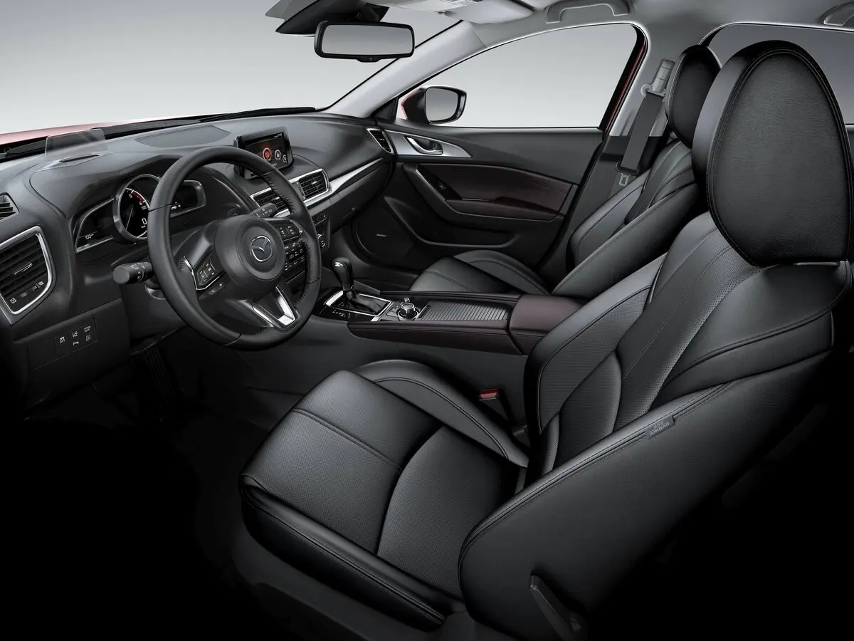 Mazda 3 III (BM) Рестайлинг Хэтчбек 5 дв. — фото 8