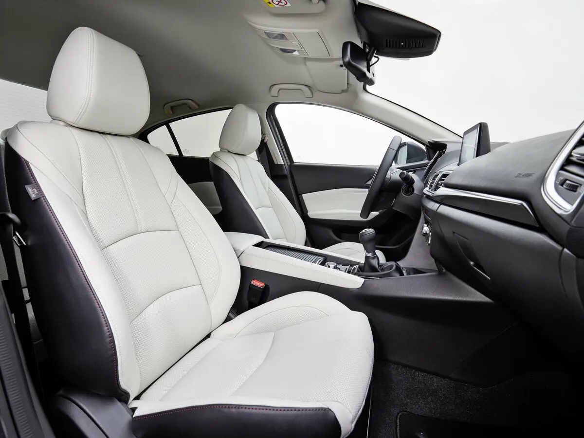 Mazda 3 III (BM) Рестайлинг Седан — фото 7