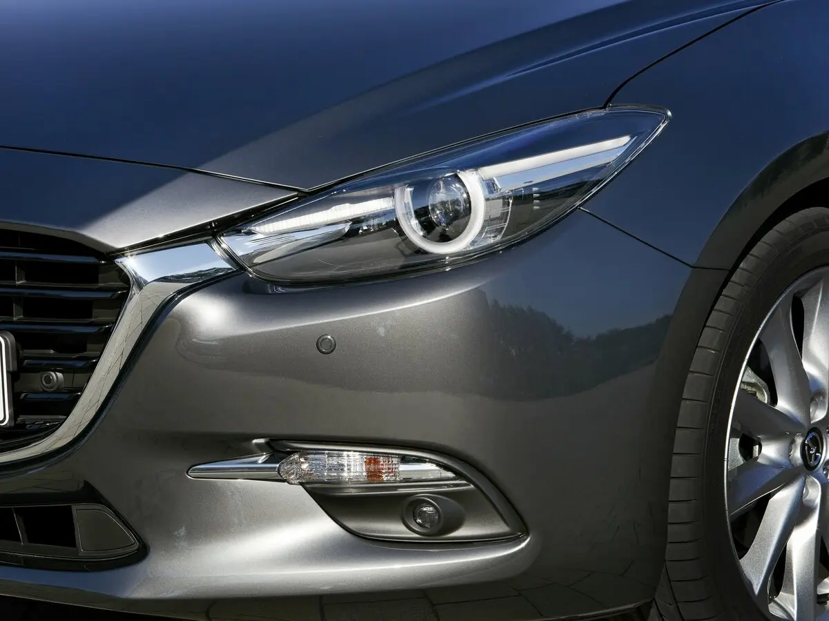 Mazda 3 III (BM) Рестайлинг Седан — фото 12