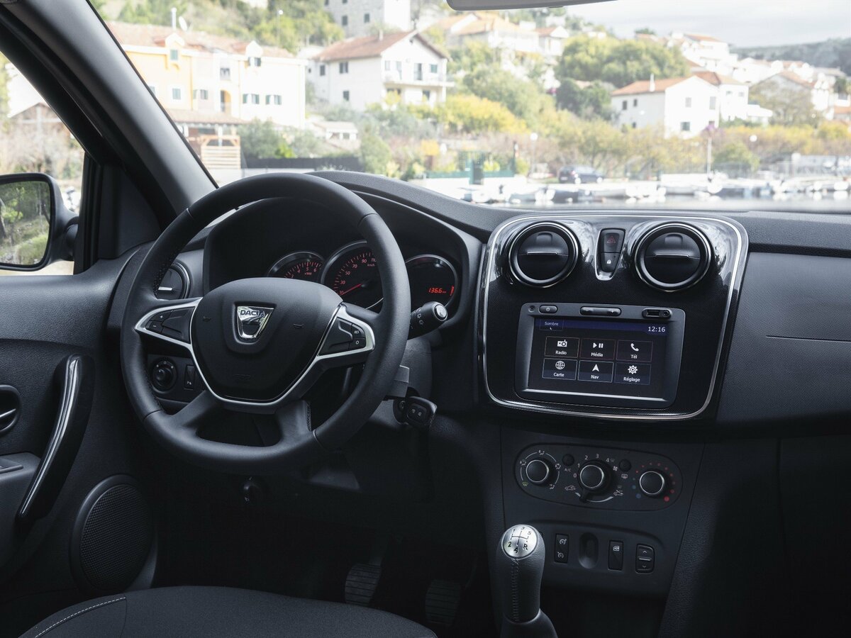Dacia Logan II Рестайлинг Седан — фото 6