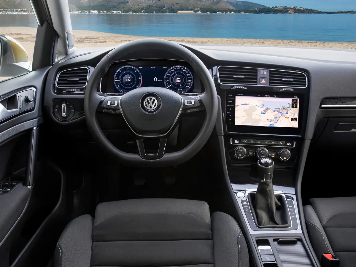 Volkswagen Golf VII Рестайлинг Хэтчбек 5 дв. — фото 6