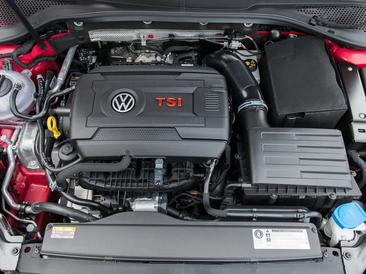 Volkswagen Golf GTI VII Рестайлинг Хэтчбек 3 дв. — сүрөт 13