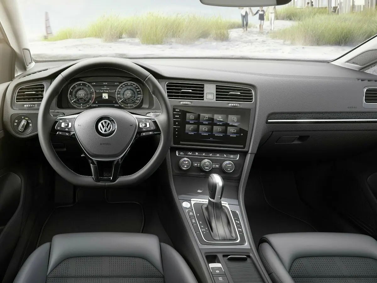 Volkswagen Golf VII Рестайлинг Универсал 5 дв. — фото 7