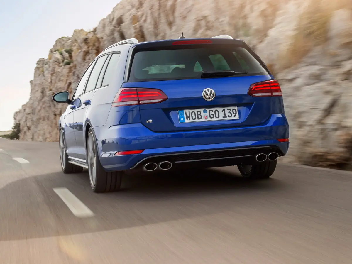 Volkswagen Golf R VII Рестайлинг Универсал 5 дв. — сүрөт 4