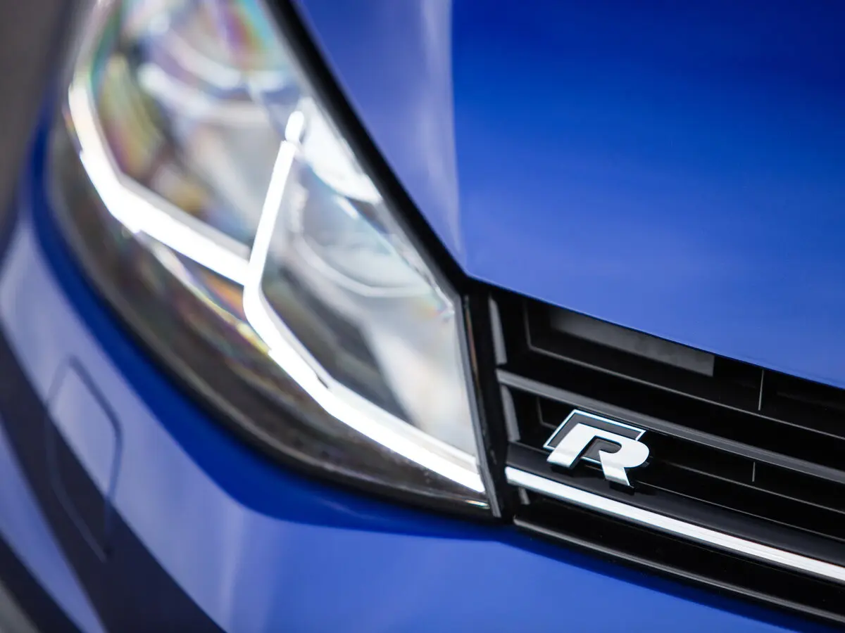 Volkswagen Golf R VII Рестайлинг Универсал 5 дв. — сүрөт 10