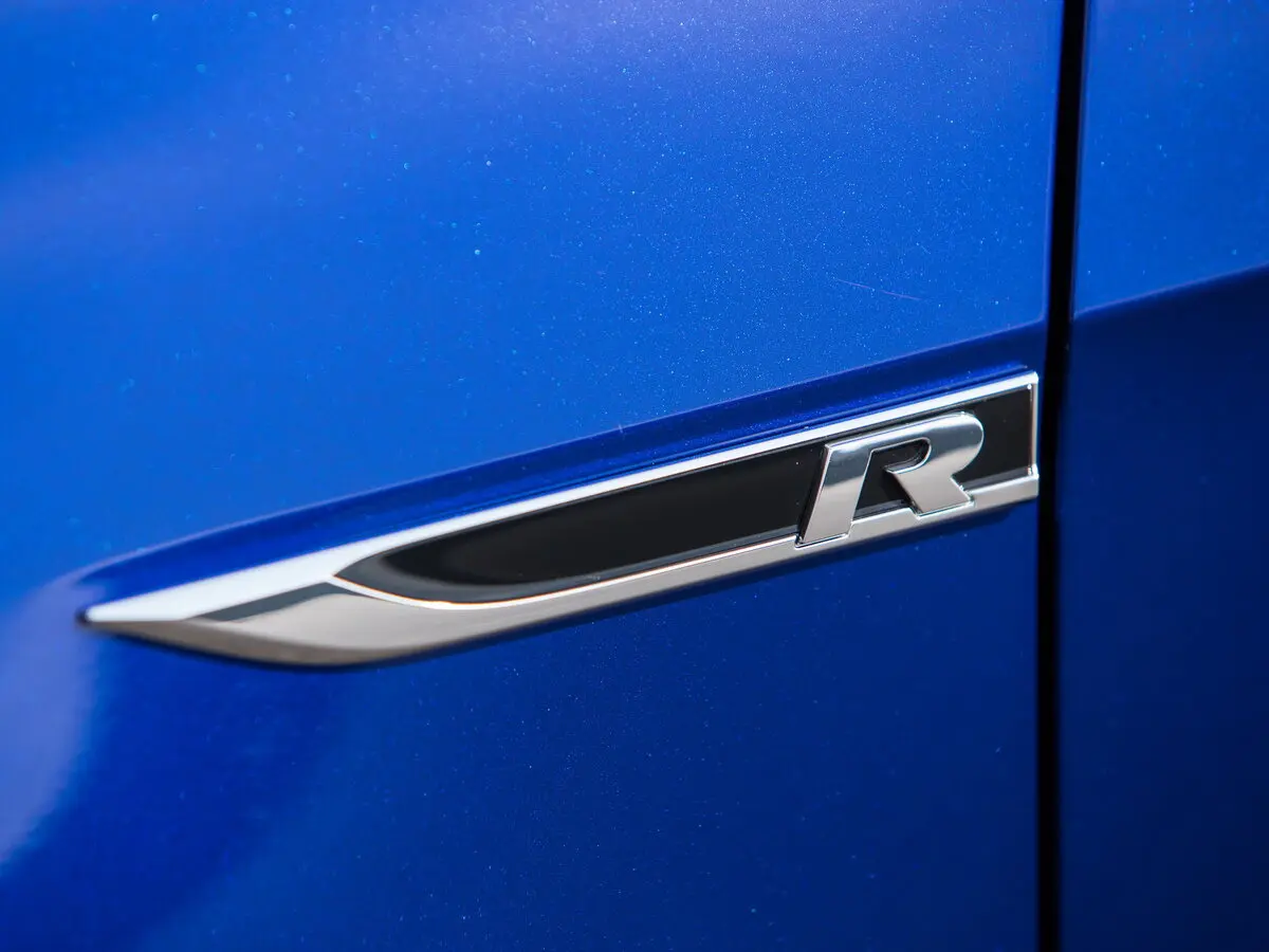 Volkswagen Golf R VII Рестайлинг Универсал 5 дв. — сүрөт 12