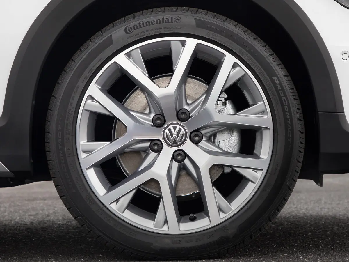 Volkswagen Golf VII Рестайлинг Универсал 5 дв. Alltrack — фото 12