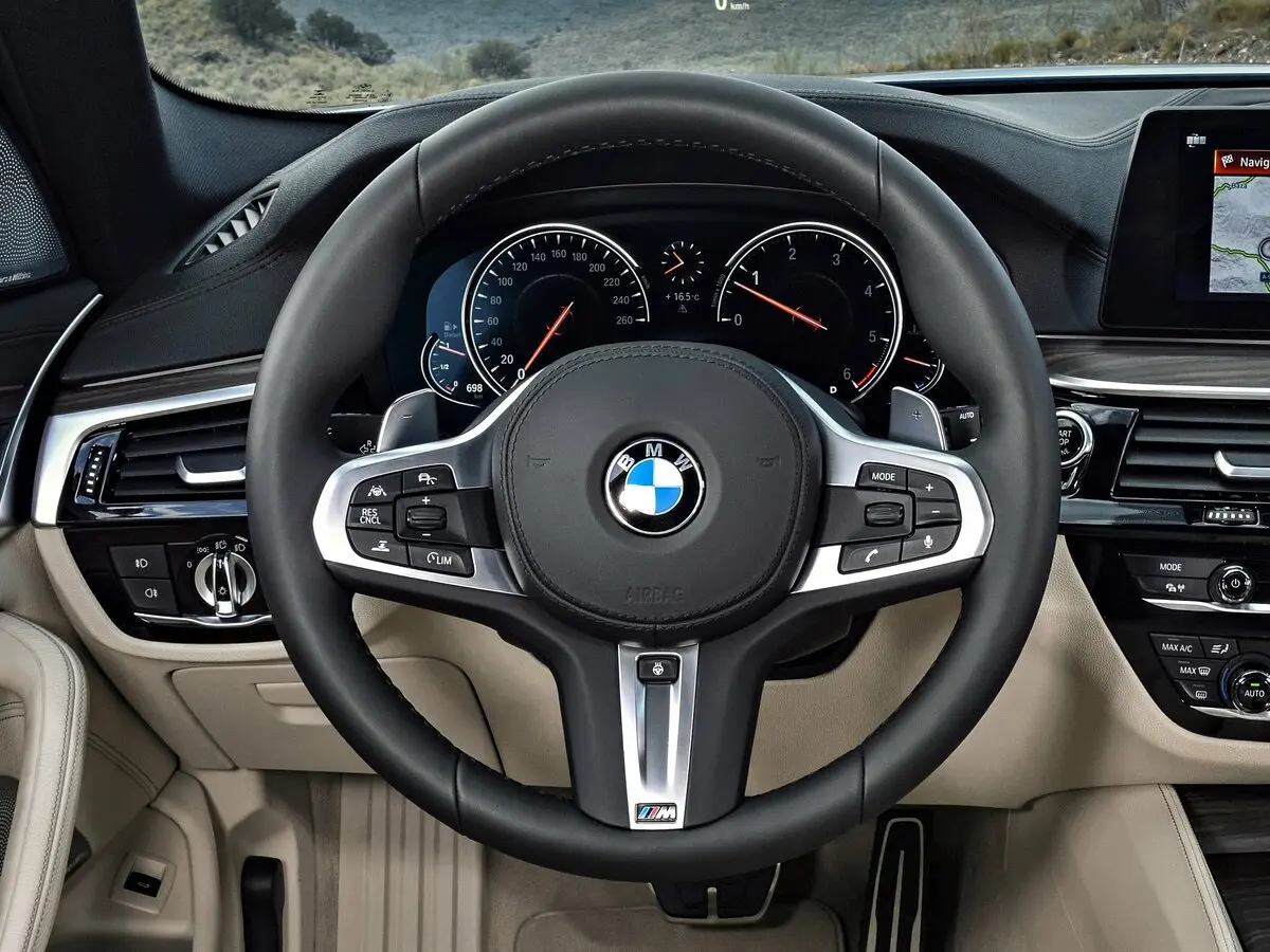 BMW 5 серии VII (G30/G31/G38) Универсал 5 дв. — фото 8