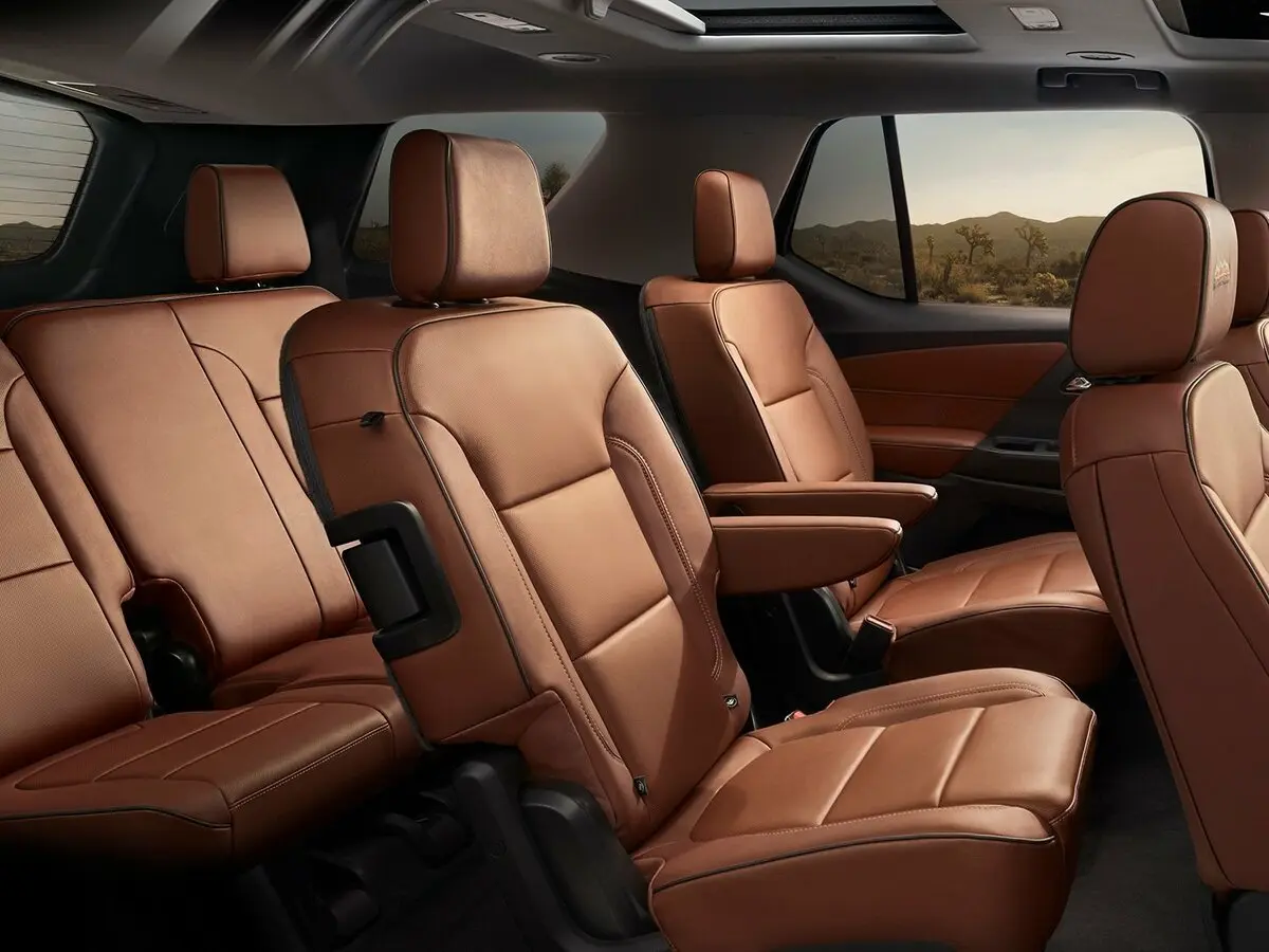 Chevrolet Traverse II Внедорожник 5 дв. — 照片 11