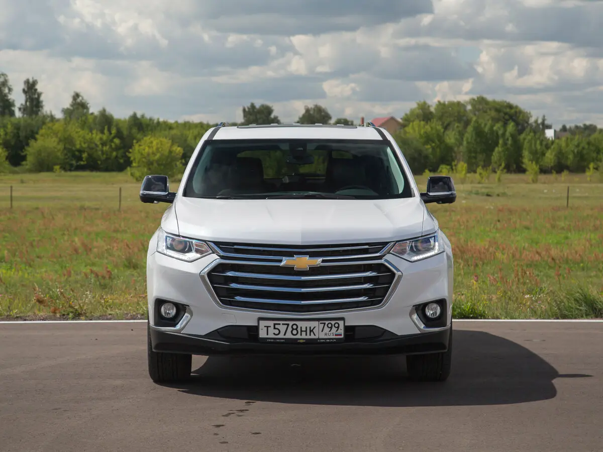 Chevrolet Traverse II Внедорожник 5 дв. — 照片 20