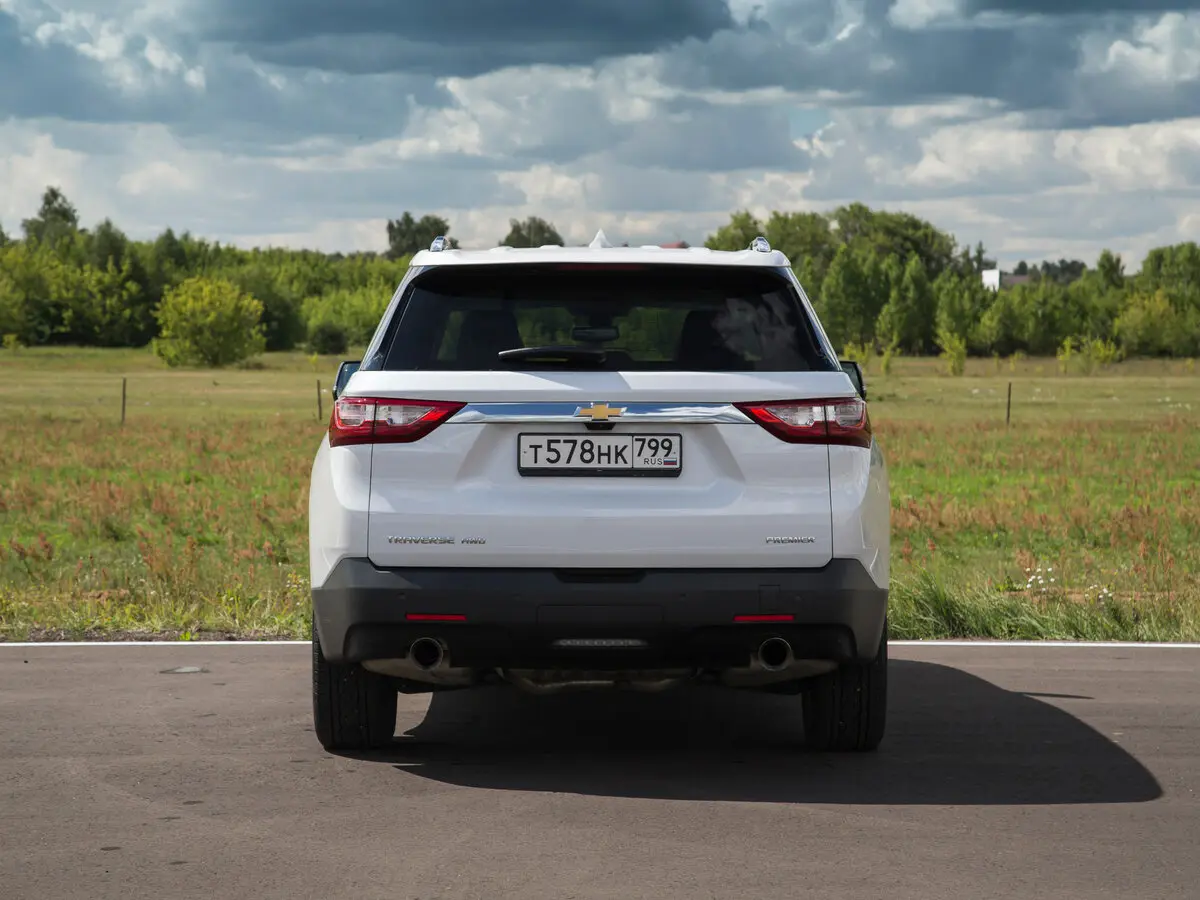 Chevrolet Traverse II Внедорожник 5 дв. — 照片 21