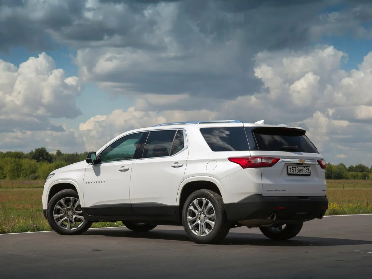 Chevrolet Traverse II Внедорожник 5 дв. — 照片 22