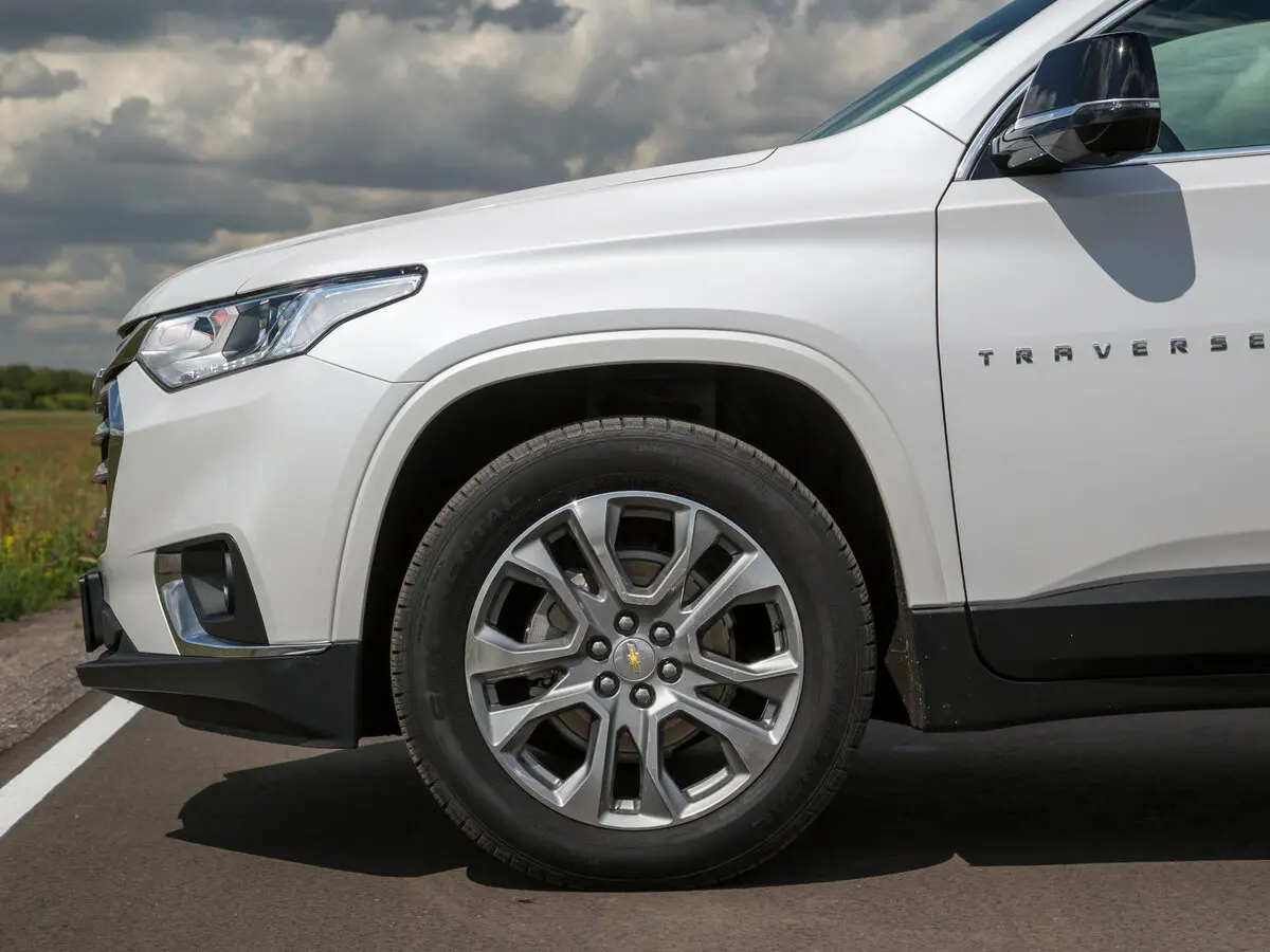 Chevrolet Traverse II Внедорожник 5 дв. — 照片 38
