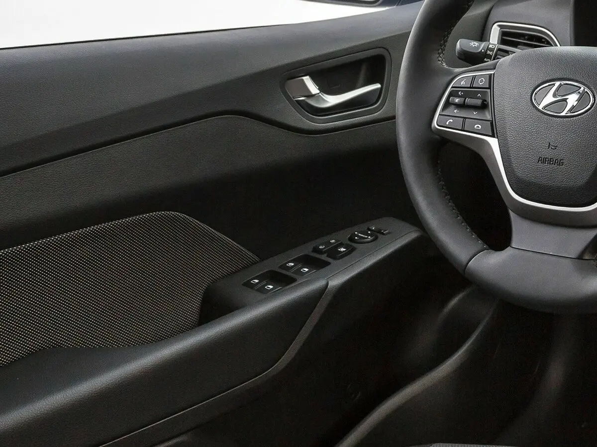Hyundai Solaris II Седан — сүрөт 16