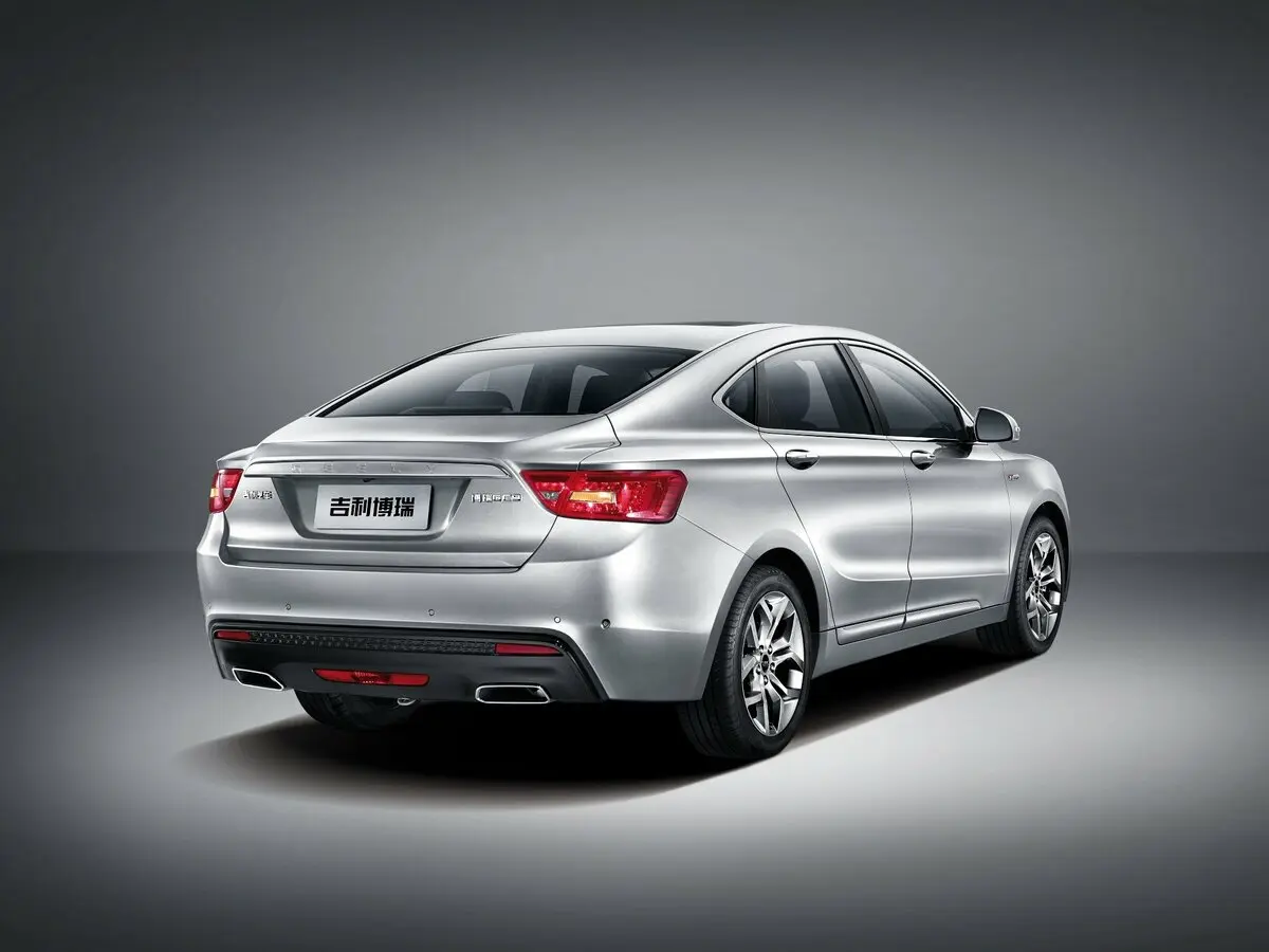 Geely Emgrand GT 2015 – 2020 Седан — photo 5