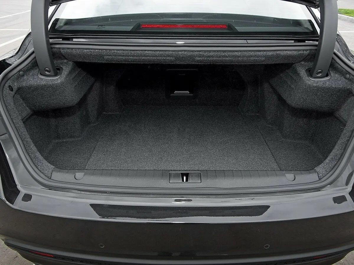 Geely Emgrand GT 2015 – 2020 Седан — photo 12