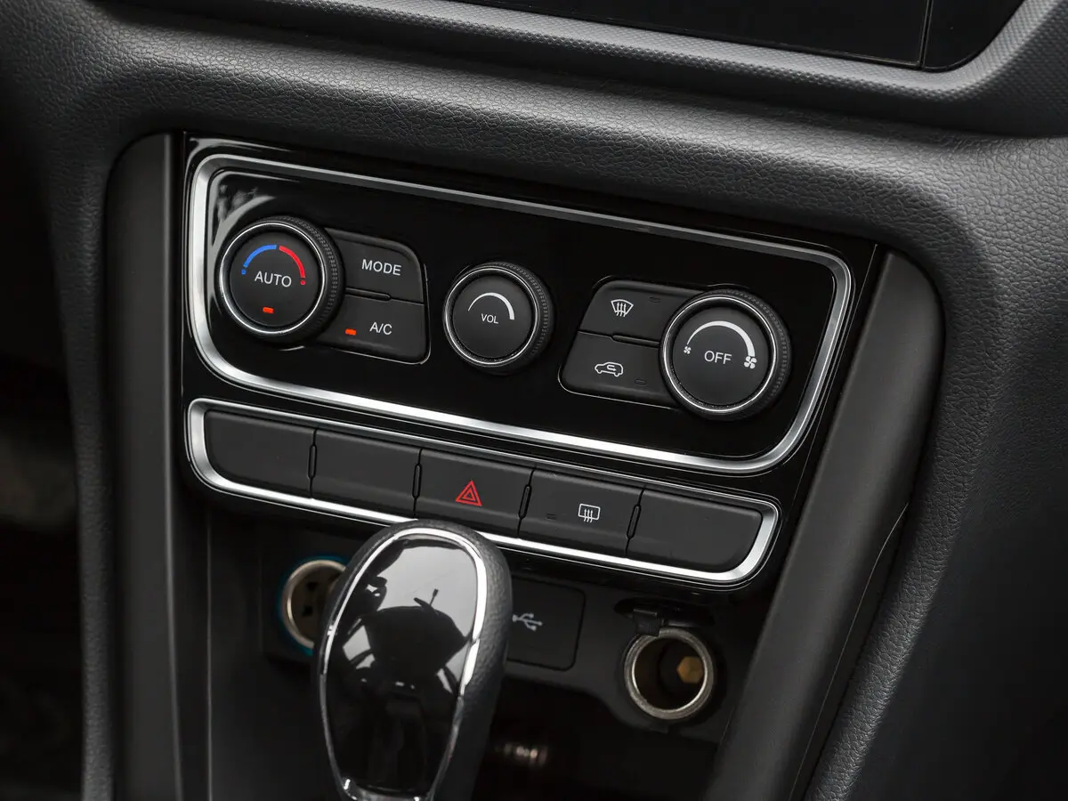 Chery Tiggo 3 I Внедорожник 5 дв. — сүрөт 14