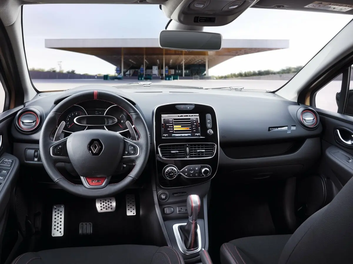Renault Clio RS IV Рестайлинг Хэтчбек 5 дв. — сүрөт 5