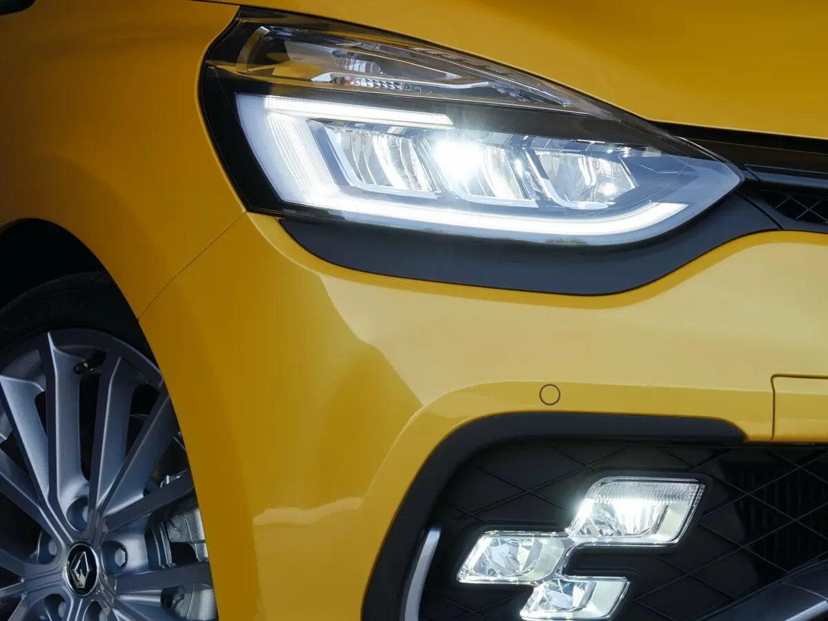 Renault Clio RS IV Рестайлинг Хэтчбек 5 дв. — сүрөт 7
