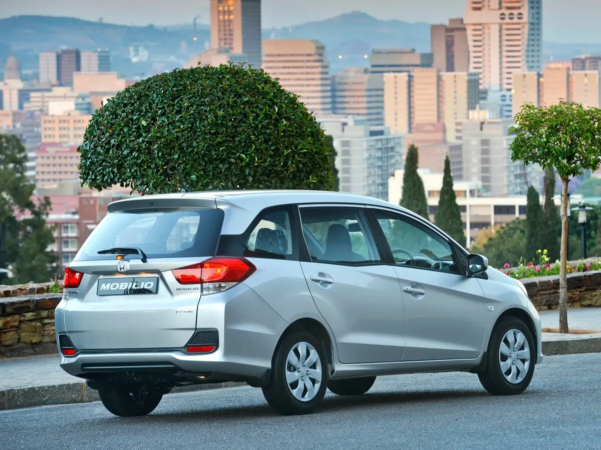 Honda Mobilio II Компактвэн — сүрөт 5