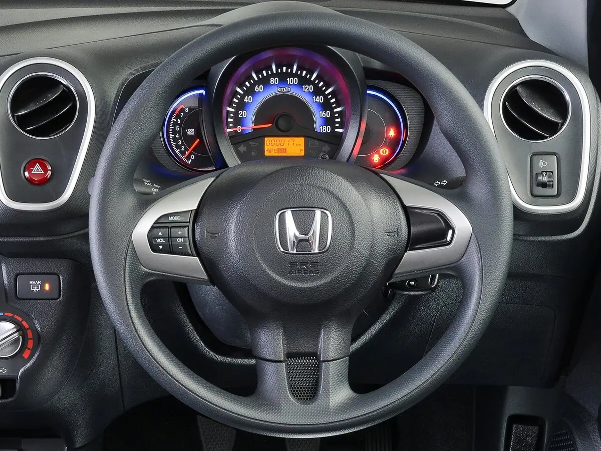 Honda Mobilio II Компактвэн — сүрөт 10