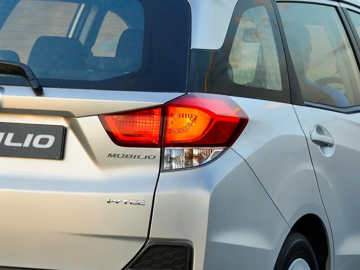 Honda Mobilio II Компактвэн — сүрөт 17