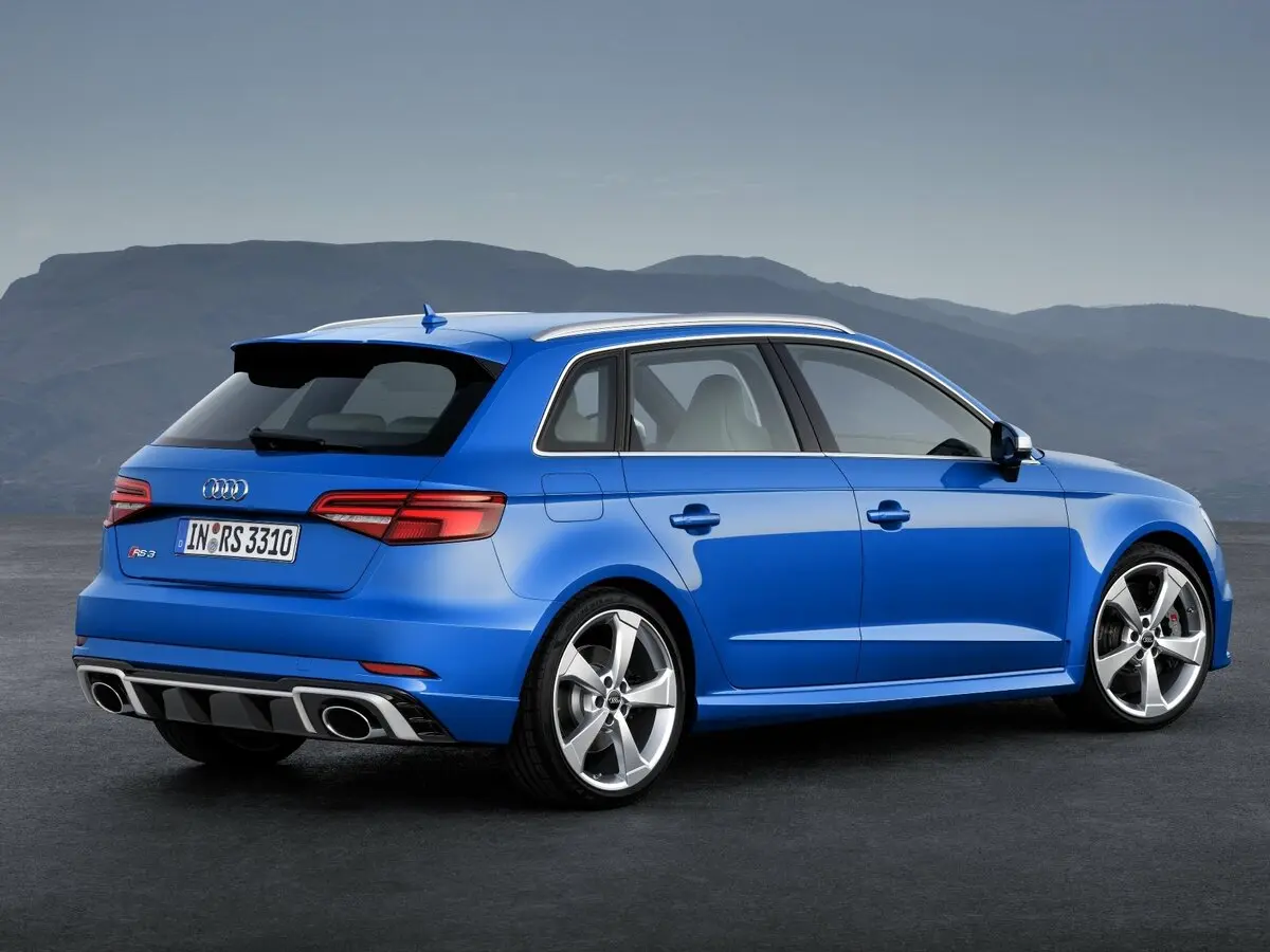 Audi RS 3 II (8V) Рестайлинг Хэтчбек 5 дв. Sportback — 照片 5
