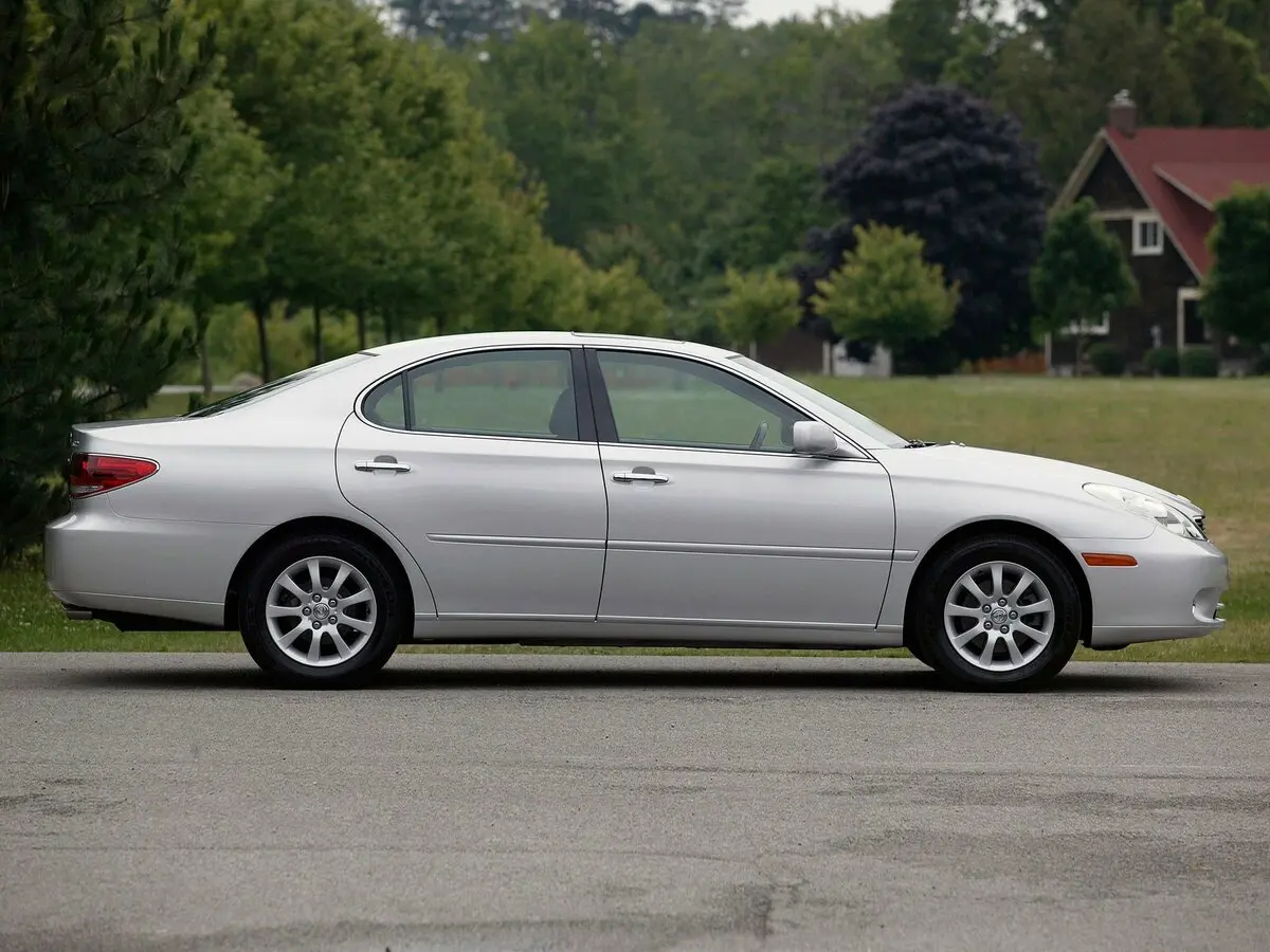 Lexus ES IV Рестайлинг Седан — фото 2