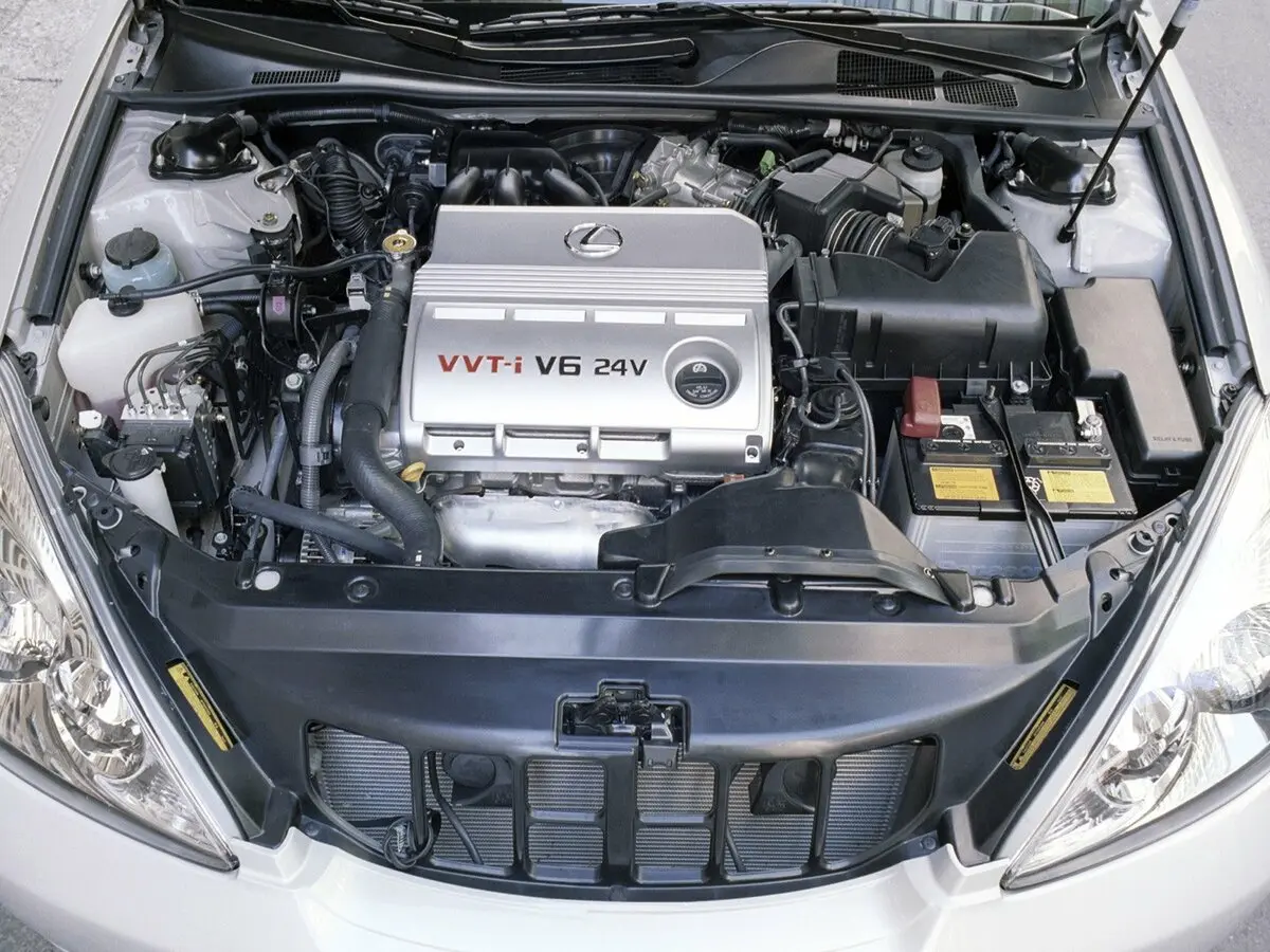 Lexus ES IV Рестайлинг Седан — фото 11