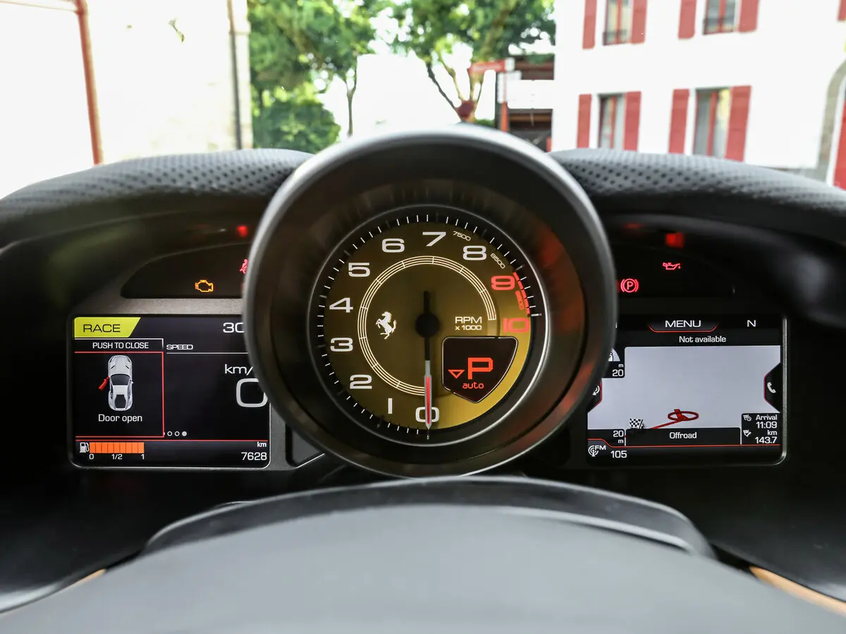 Ferrari 812 2017 – 2024 Купе Superfast — сүрөт 9