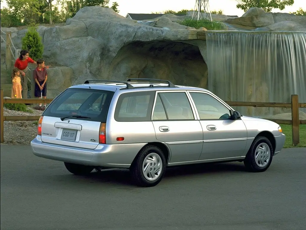 Ford Escort (North America) III Универсал 5 дв. — сүрөт 4