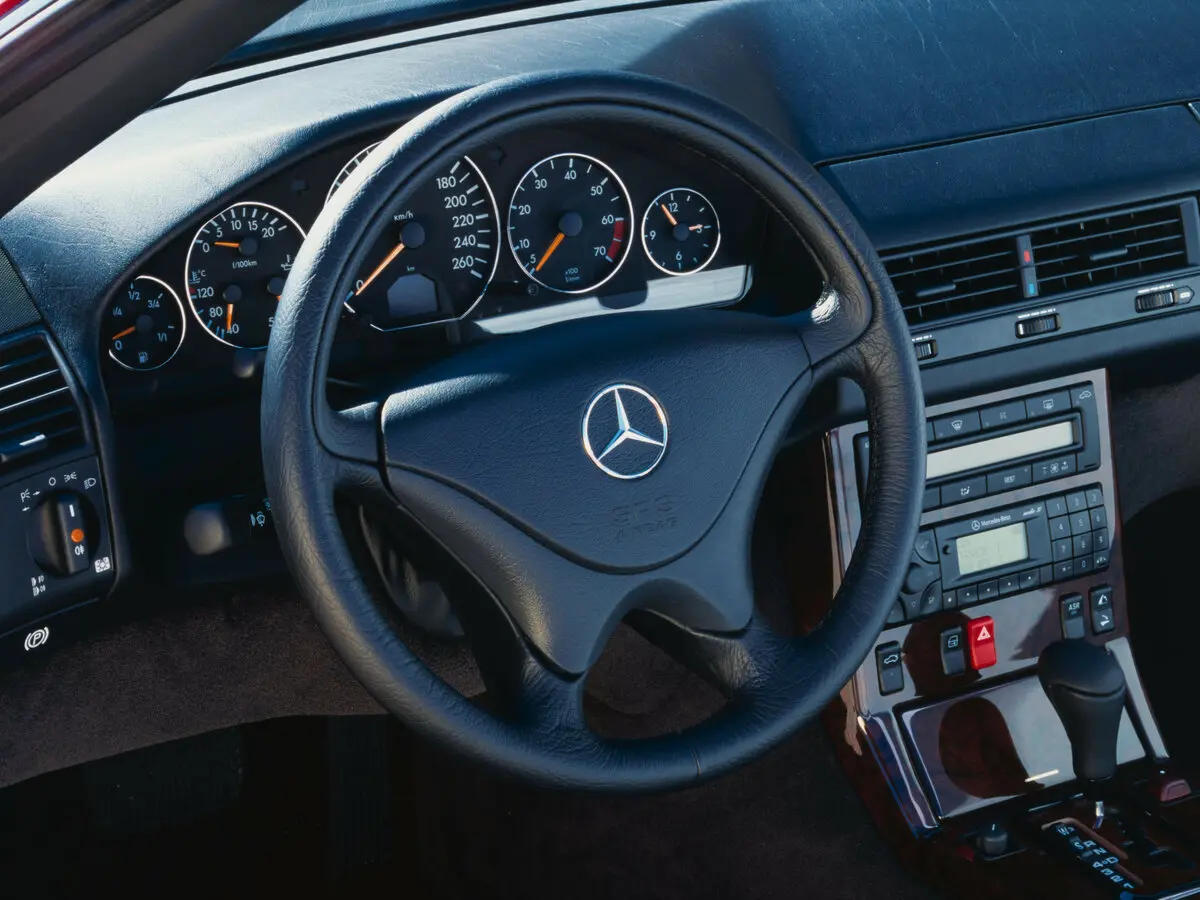 Mercedes-Benz SL-Класс IV (R129) Рестайлинг Родстер — 照片 6