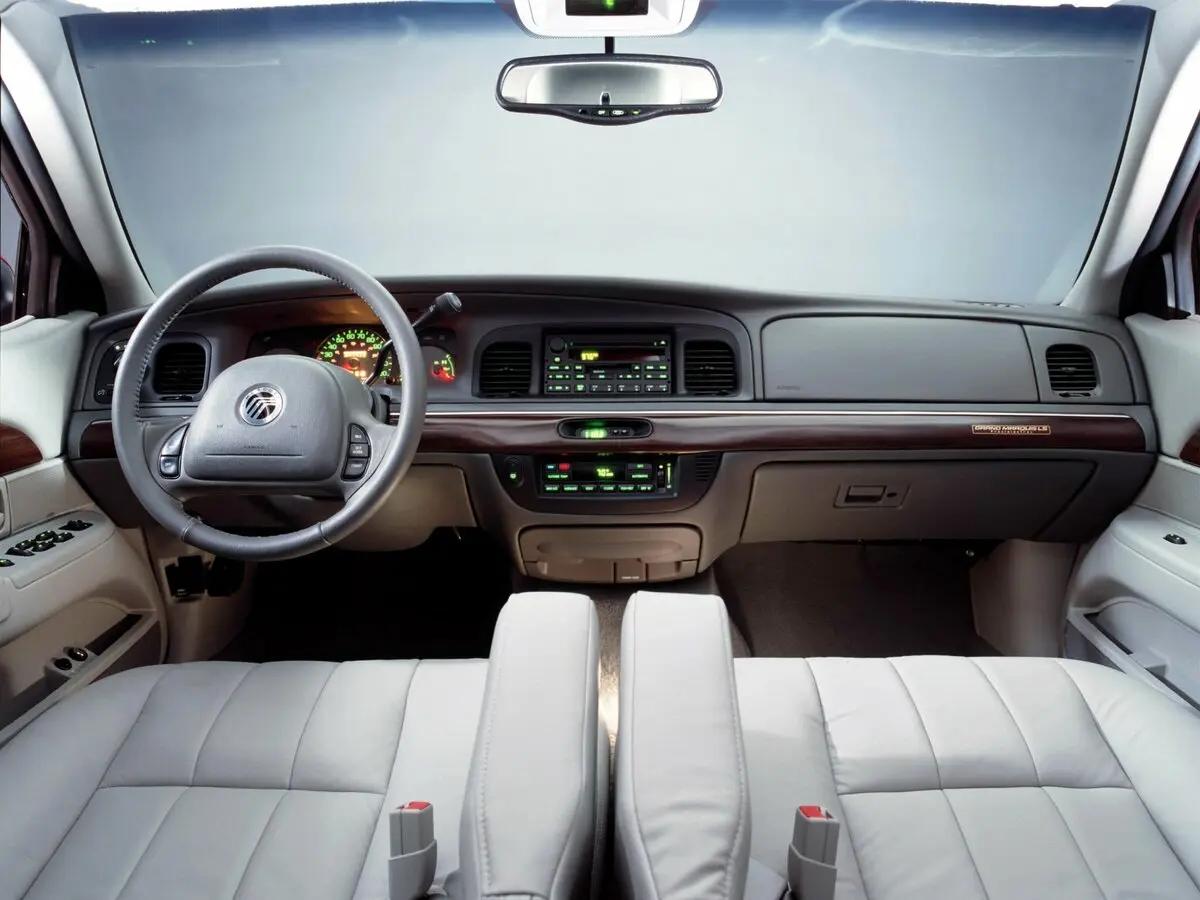 Mercury Grand Marquis IV Седан — 照片 5
