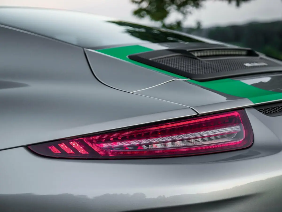 Porsche 911 R 991 Купе — сүрөт 9