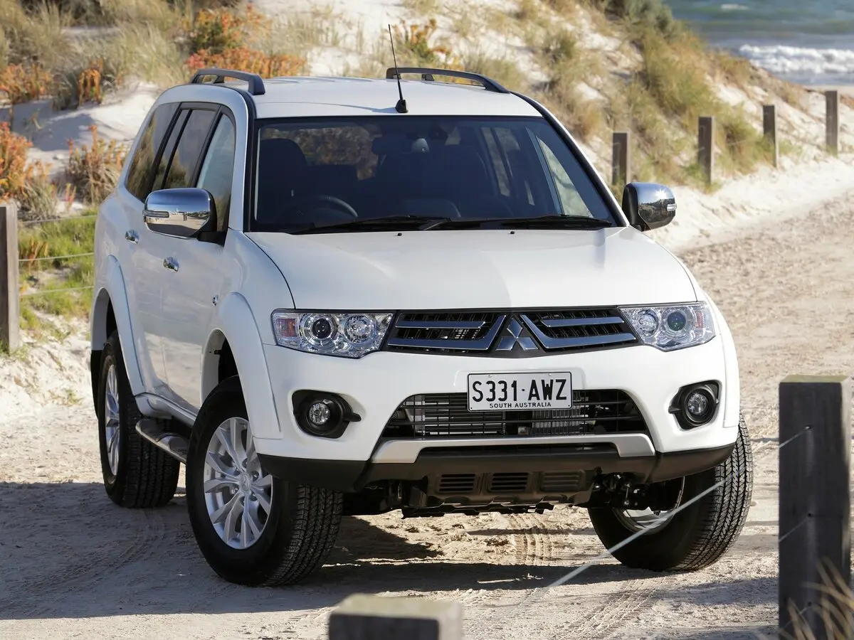 Mitsubishi Challenger II Рестайлинг Внедорожник 5 дв. — сүрөт 2