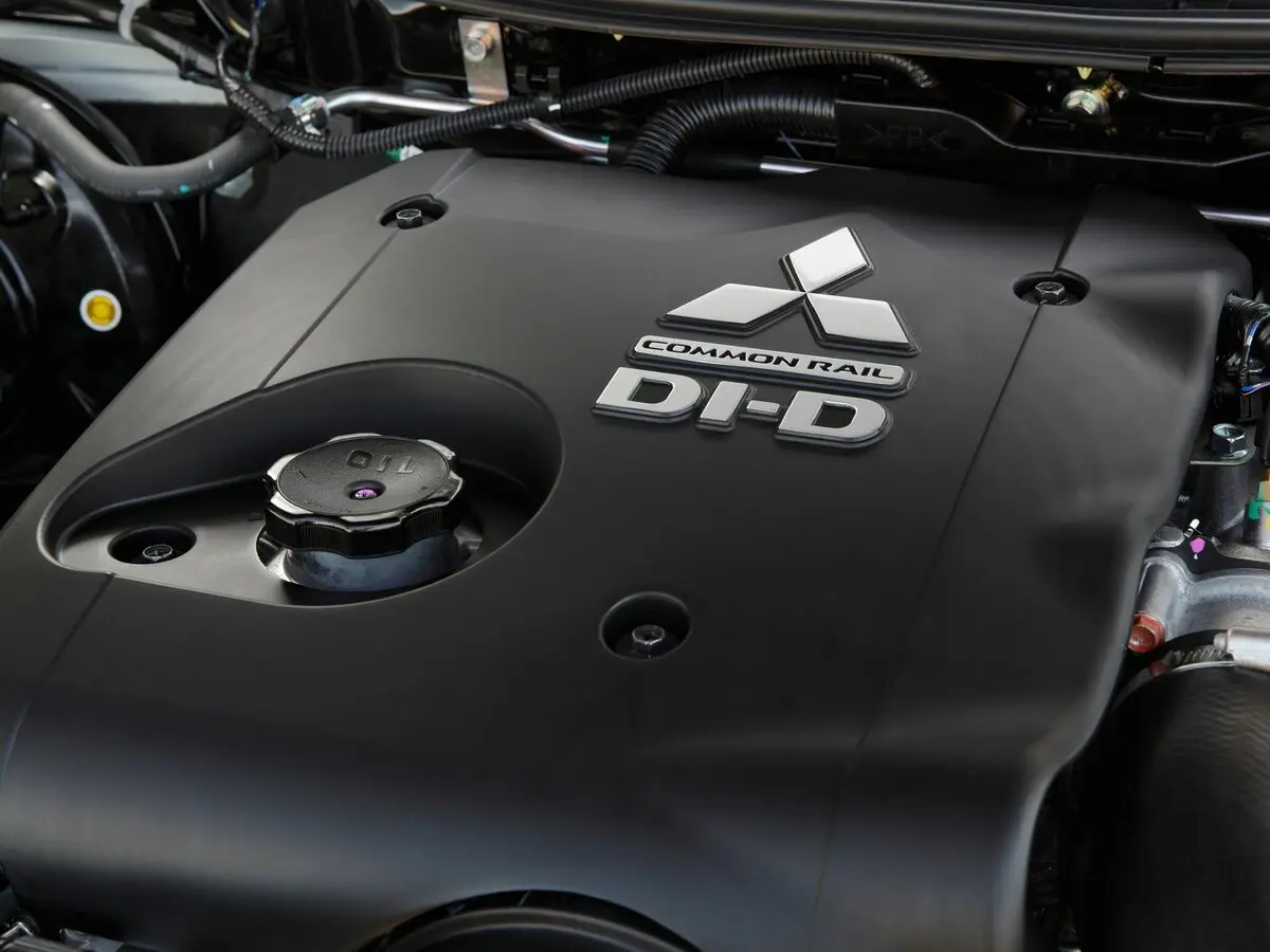 Mitsubishi Challenger II Рестайлинг Внедорожник 5 дв. — сүрөт 5