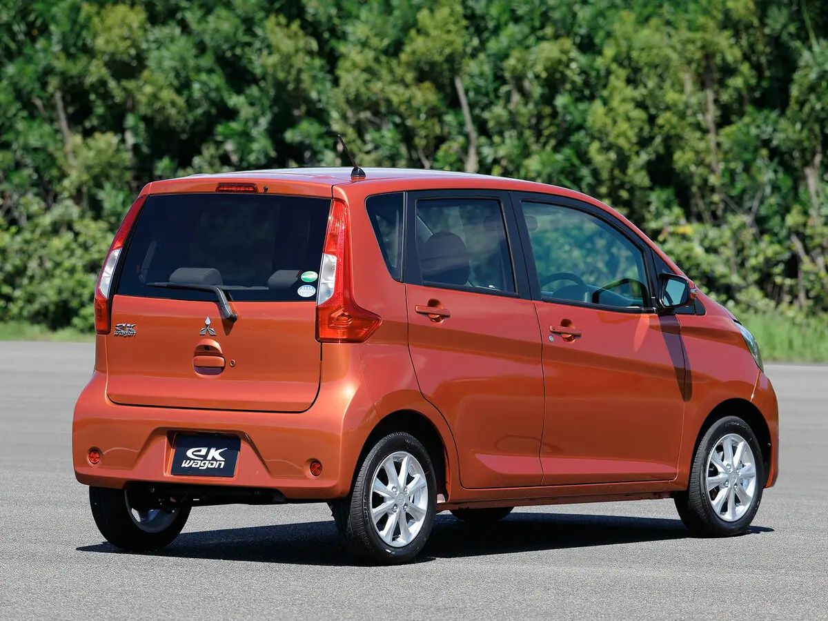 Mitsubishi eK Wagon III Рестайлинг Хэтчбек 5 дв. — 照片 3