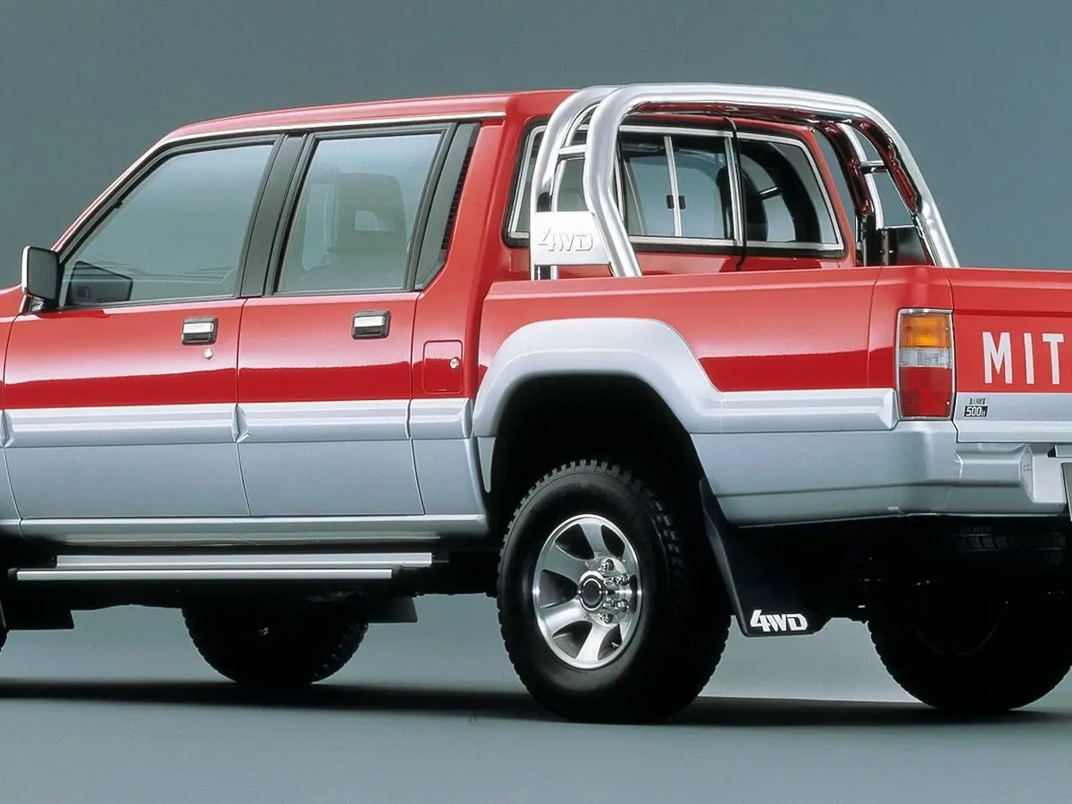 Mitsubishi Strada I Пикап Двойная кабина — сүрөт 2