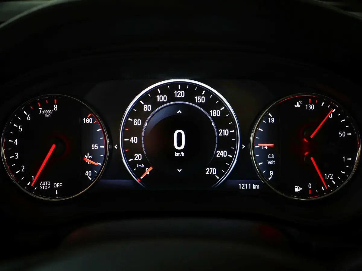 Opel Insignia II Лифтбек — 照片 7