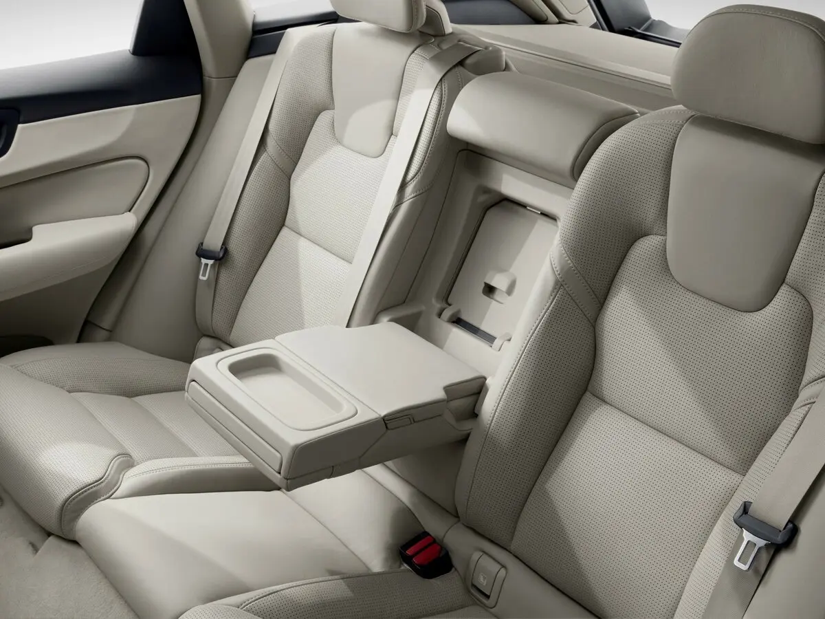 Volvo XC60 II Внедорожник 5 дв. — сүрөт 12