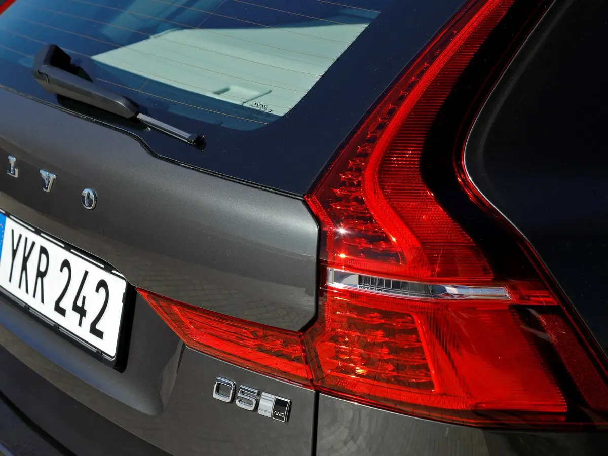 Volvo XC60 II Внедорожник 5 дв. — сүрөт 18